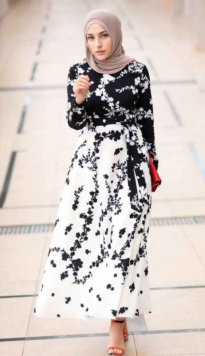 Lara Petal Grace | Flowy Modestwear Dress
