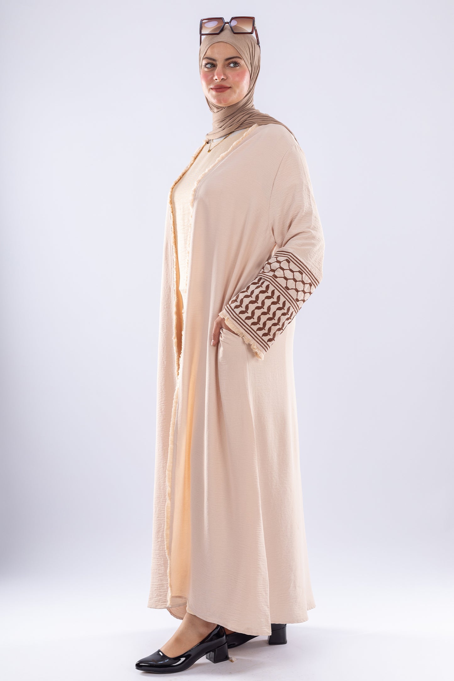 Elegant Beige Keffiyeh Inspired Abaya - Modest Fashion